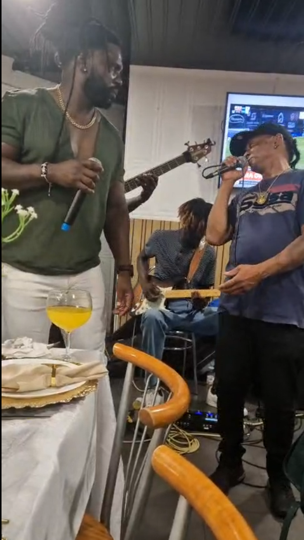 Música ao vivo no Cantinho da Eva